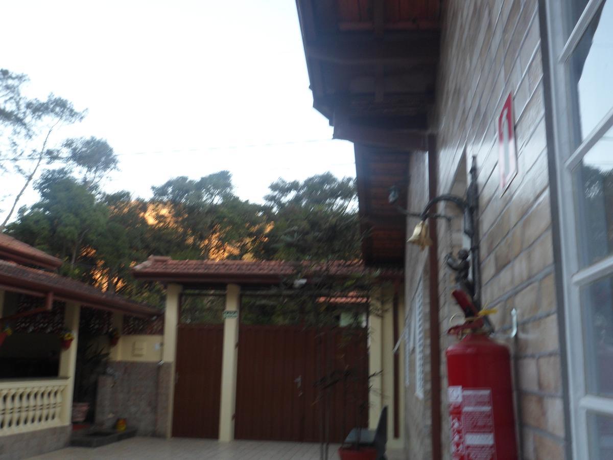 Pousada Tia Lilia Goncalves Exterior photo